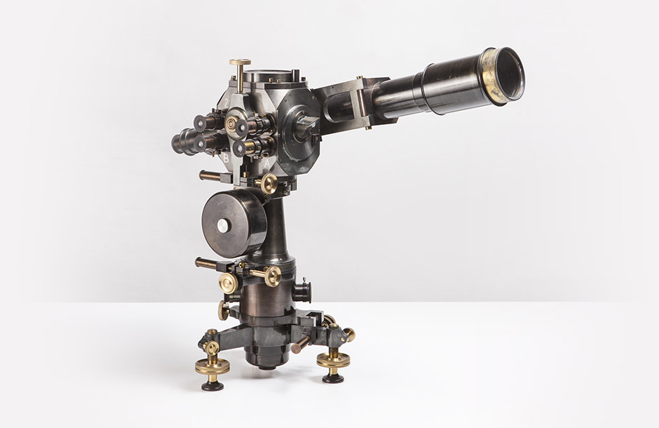 Bruno Gritti - No. 70 Cleps large model with eccentric telescope